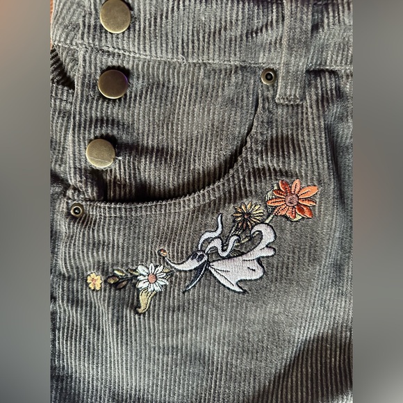 Corduroy Overalls with Jack Skellington Embroidery - Olive Green - Picture 3 of 8